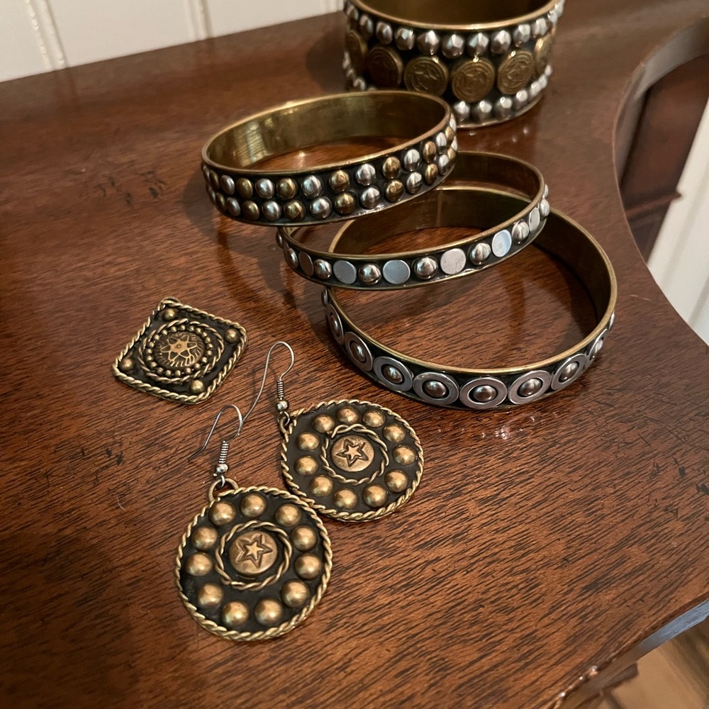 Versatile stackable Urban bracelets & necklace bundle
